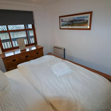 Glenmore, Hewetson Court, Centrally Located 1st Floor In Dom wakacyjny *