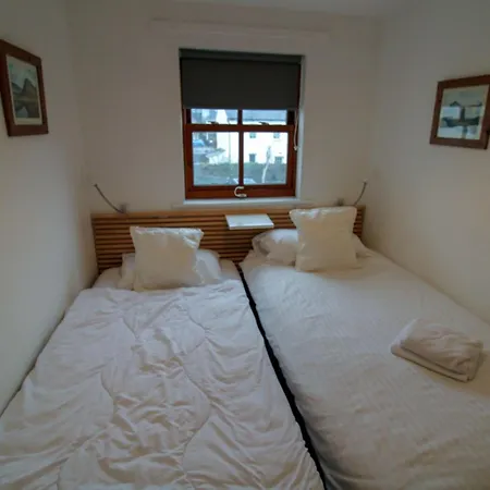 Glenmore, Hewetson Court, Centrally Located 1st Floor In Ferienhaus *